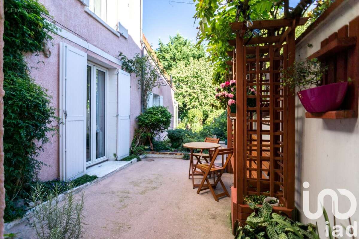 Photo 2 - Maison à BOUGIVAL