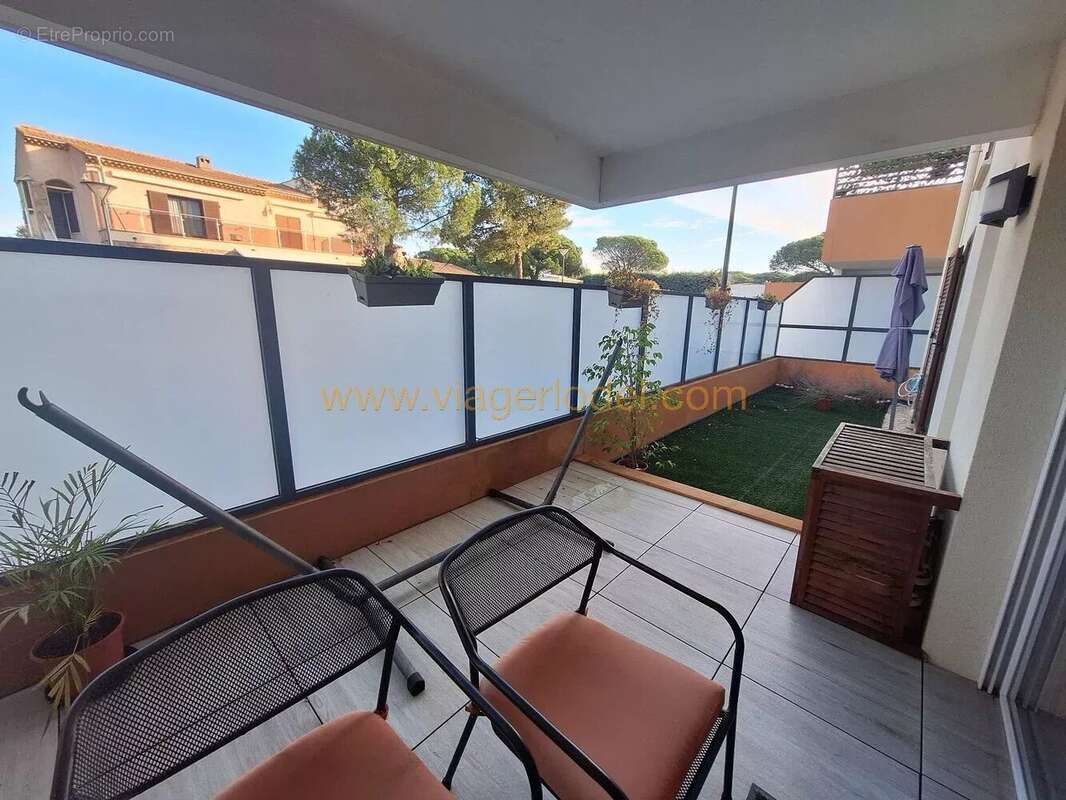 Appartement à PUGET-SUR-ARGENS