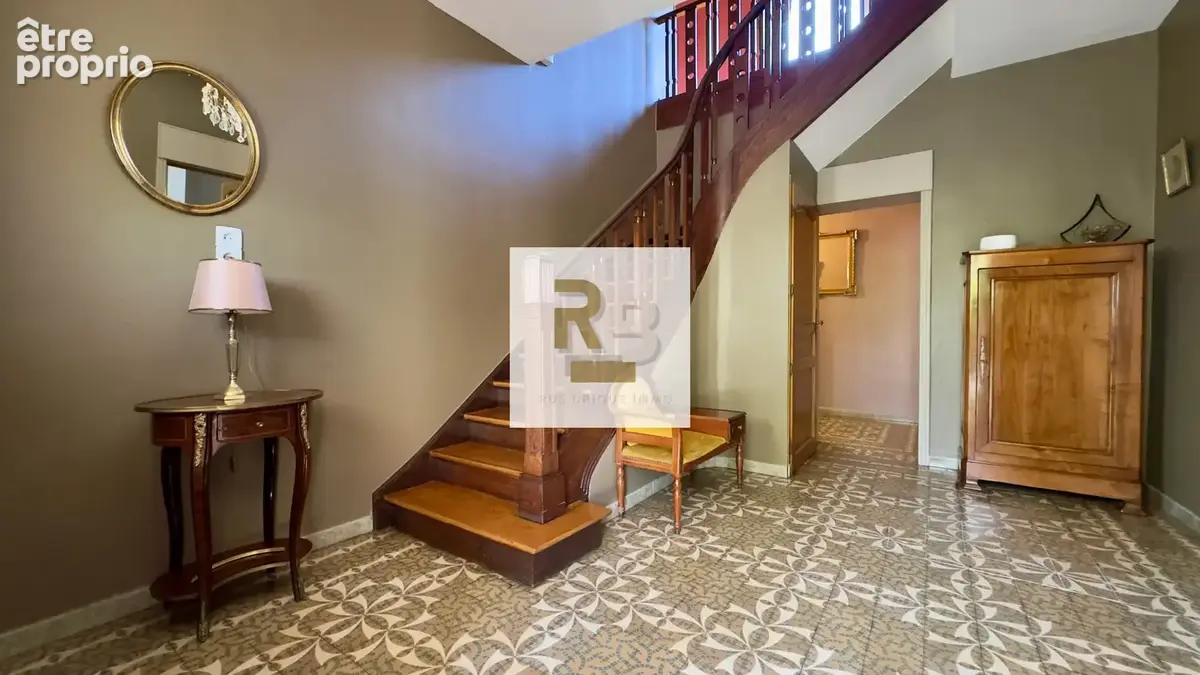 Maison bourgeoise - 250 m2 - Mazingarbe - photo 2