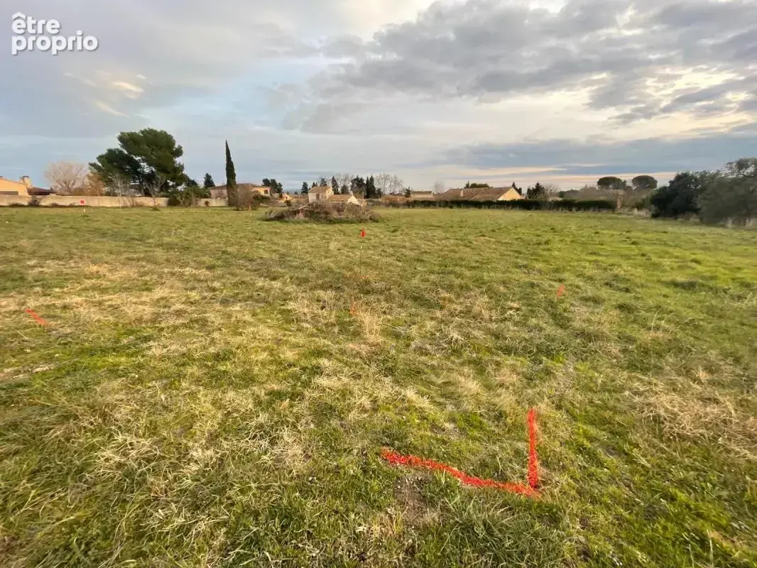 Terrain 450 m² · à Monteux · 450 m² · 101 000 €
