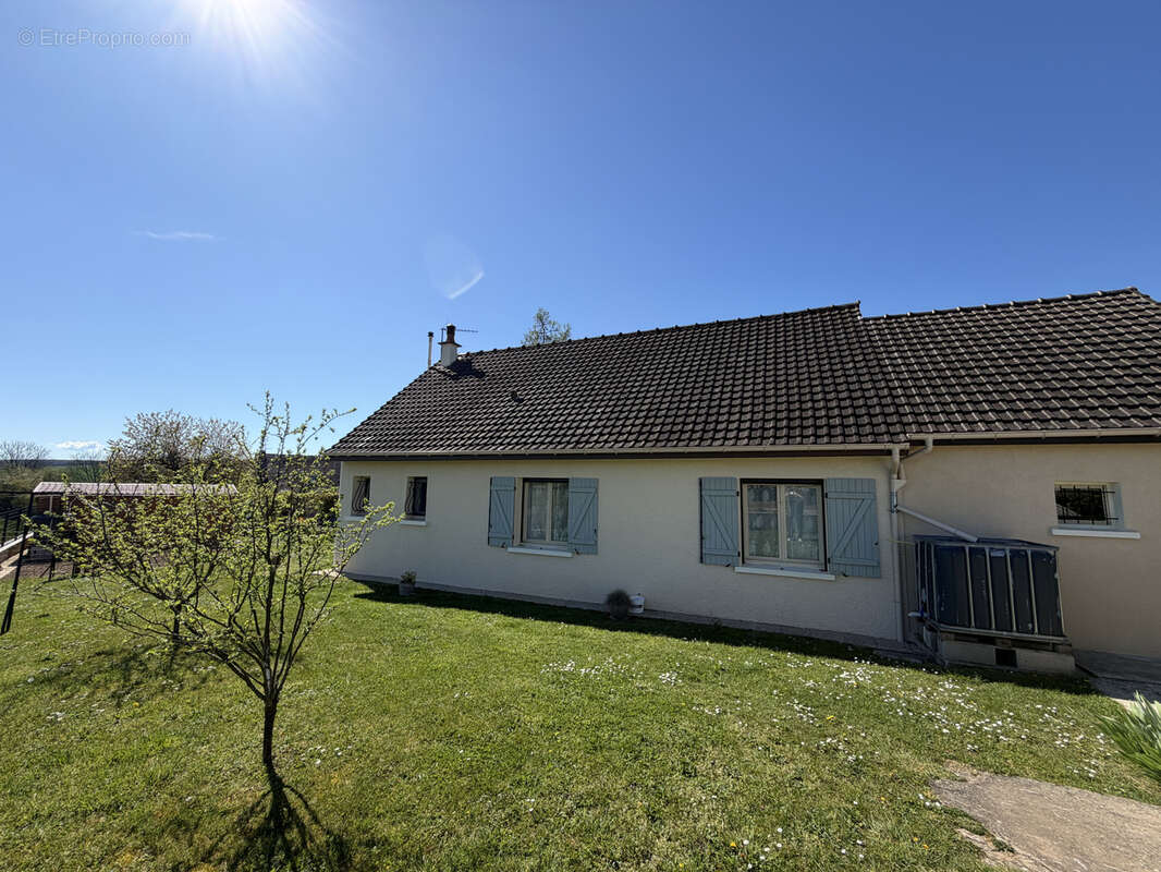 Maison à MONTBARD