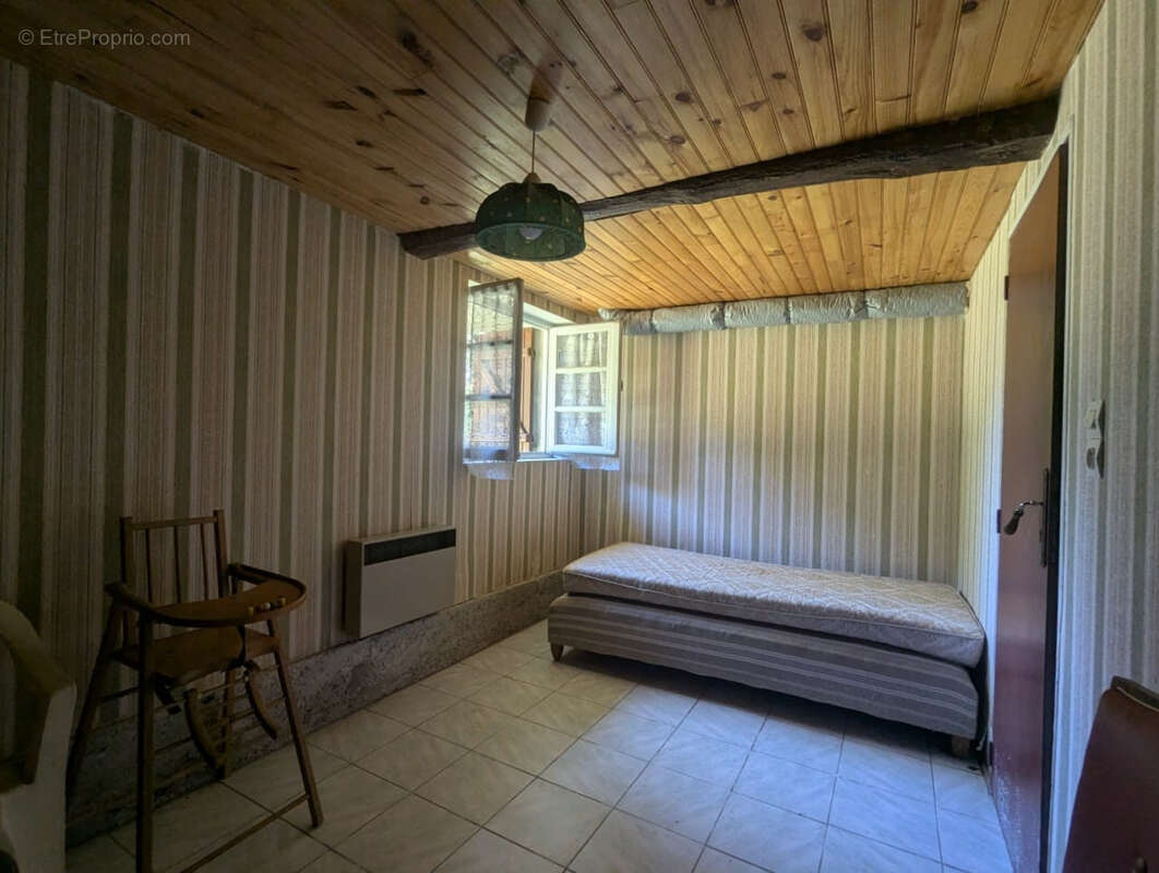 Authentique grange en pierres   Val d'Azun   Environ 150 m2 sur 4 000 m2 de terrain - photo 15