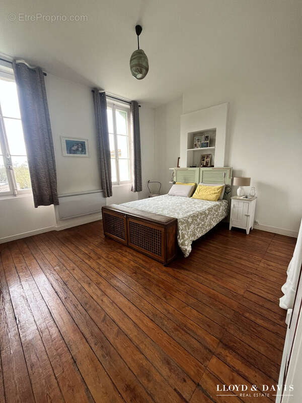 Chambre 2 - Maison à TARGON