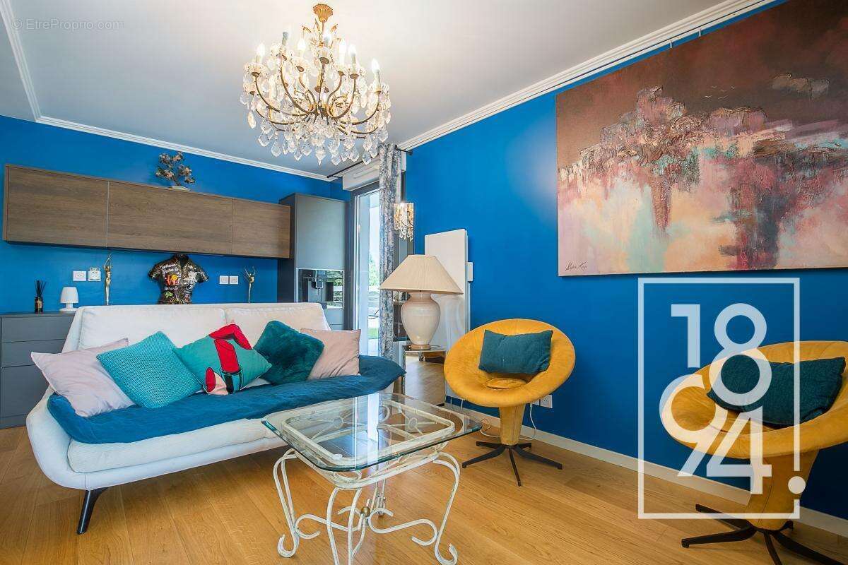 Appartement à MARSEILLE-8E