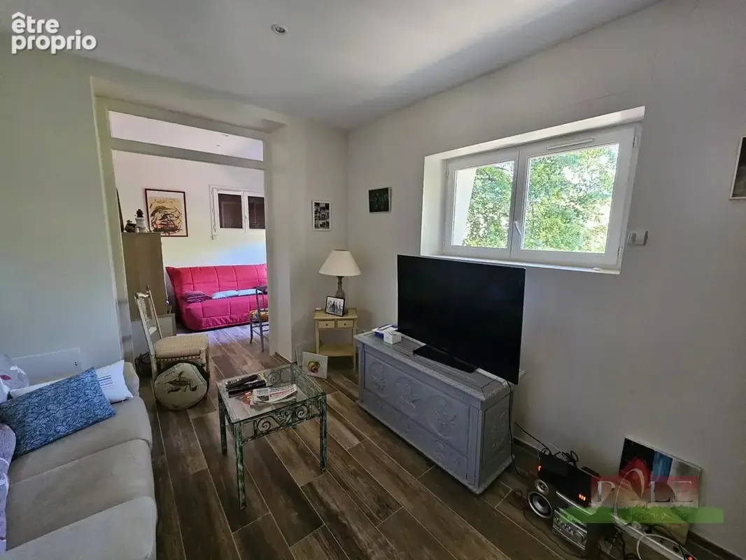 VIENNE, Appartement T4 de 116m² avec terrasse de 15 m² et  2 pkgs. et - photo 10