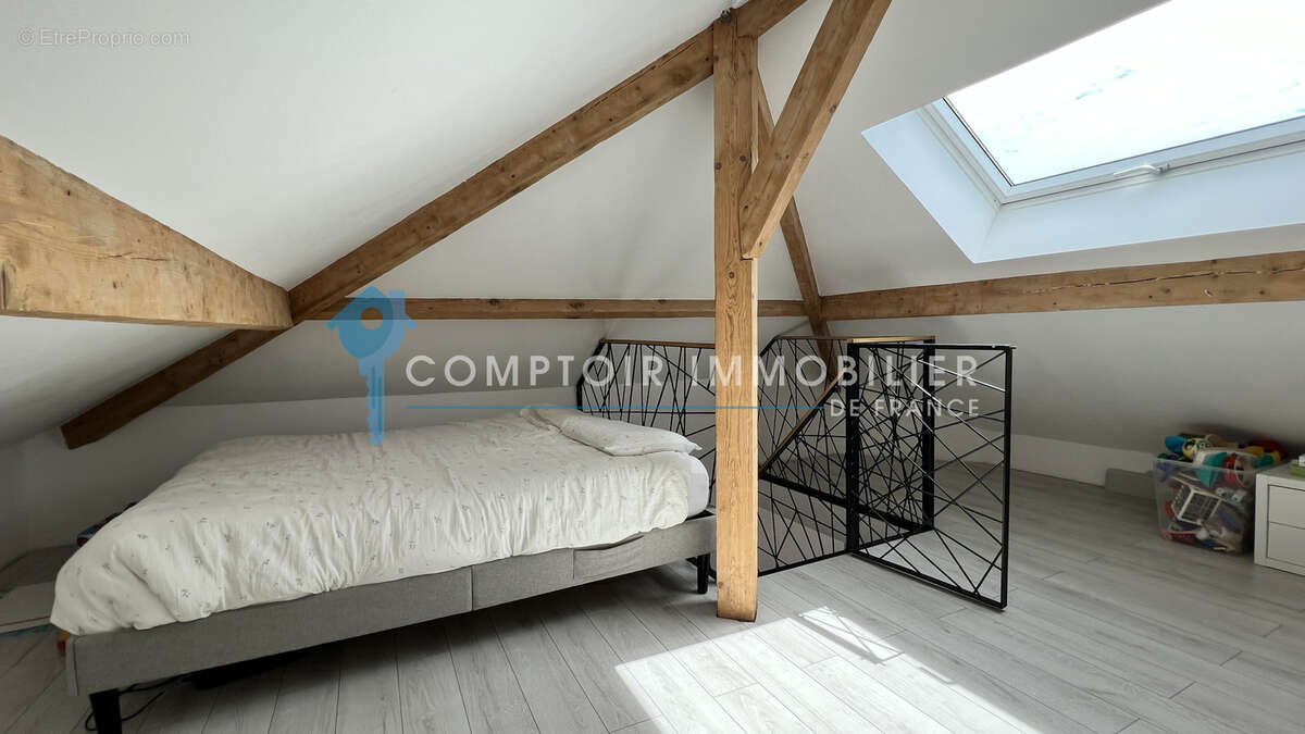 Maison à CERNY