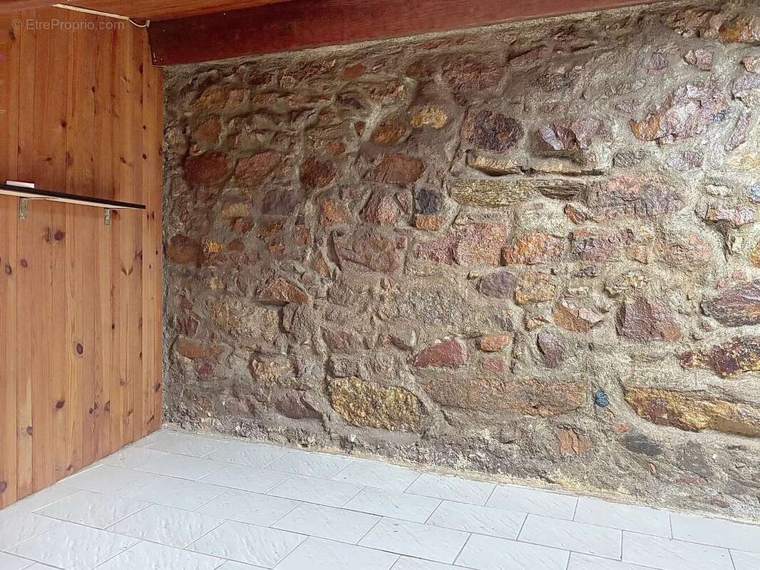 Appartement à LES ADRETS-DE-L'ESTEREL