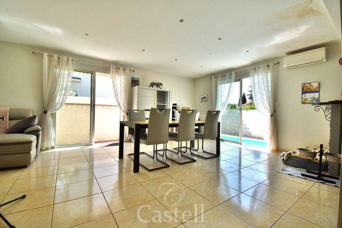 *** Villa type 5 + piscine + double garage *** - photo 5