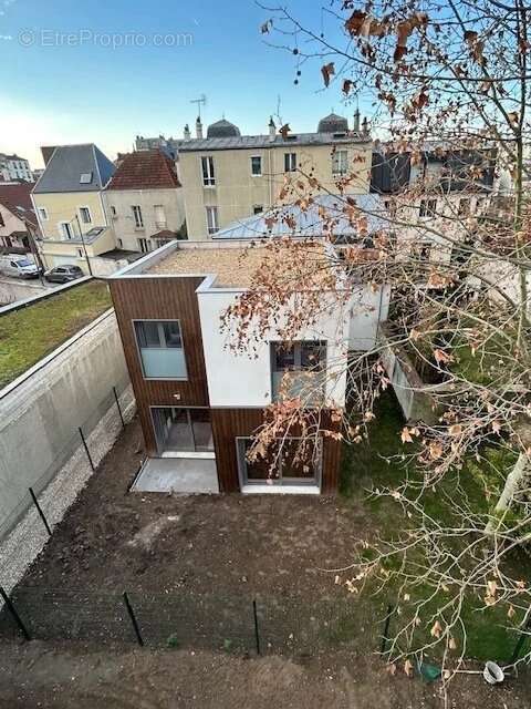 Maison à ASNIERES-SUR-SEINE