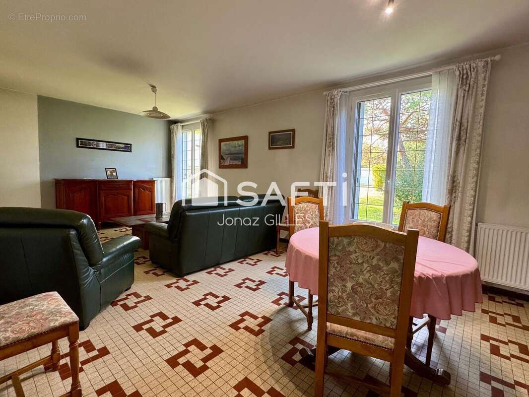 Photo 4 - Maison à LE CHATEAU-D&#039;OLERON