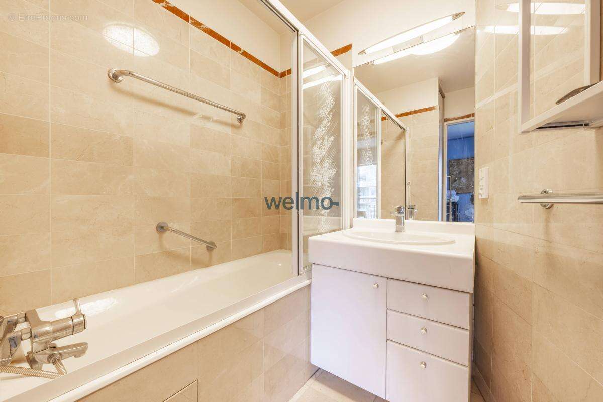 Appartement à LEVALLOIS-PERRET