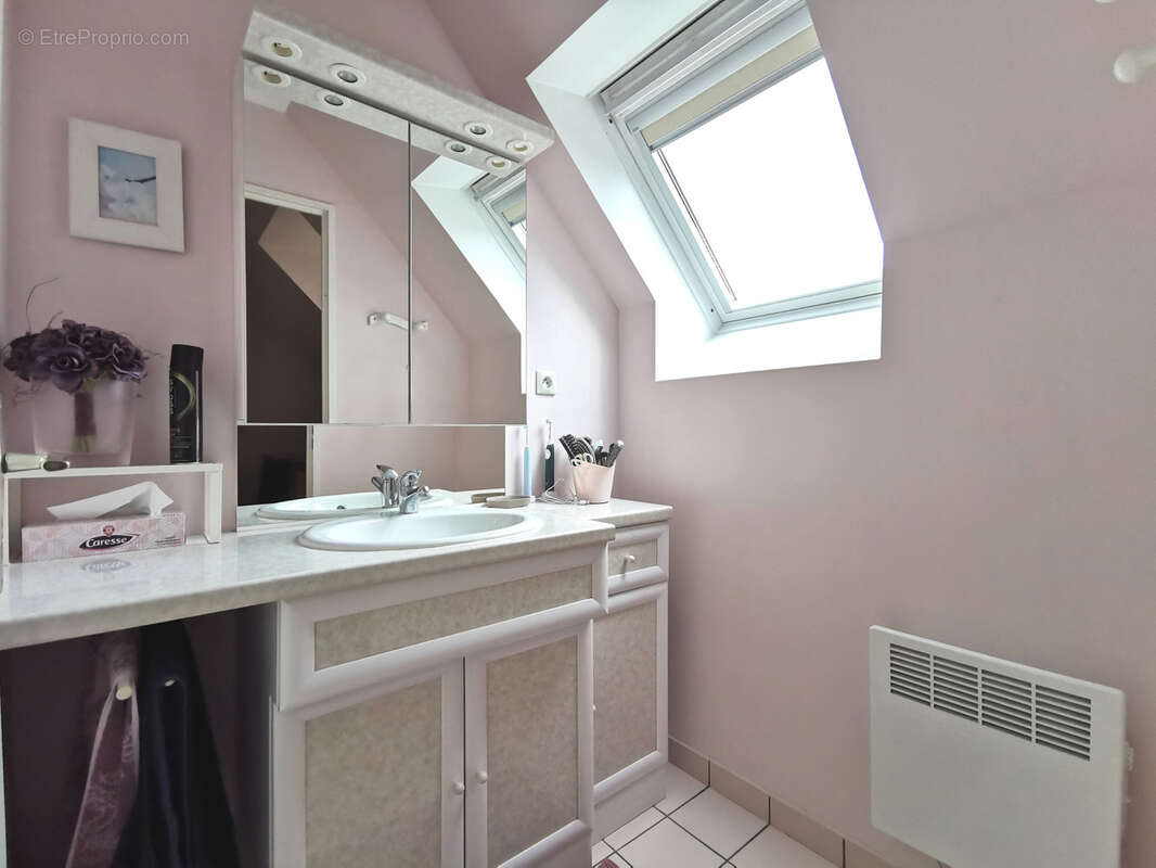 Maison à MARLY-LA-VILLE