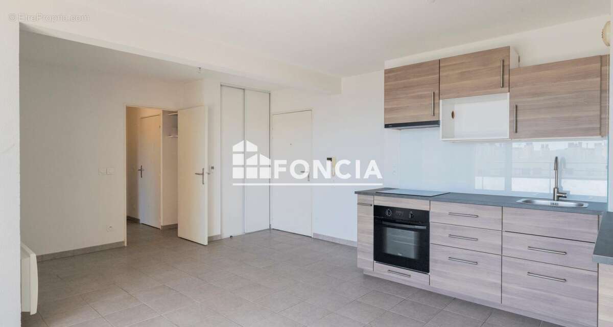 Appartement à MARSEILLE-10E