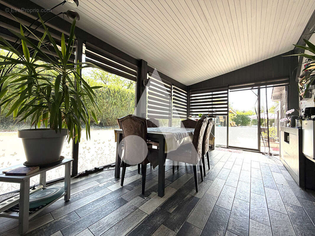 Demeure rare de prestige sur la commune d'Aingeray 5 pièces 145 m² - photo 15