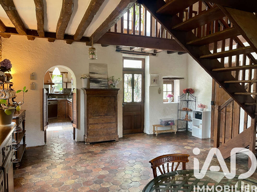 Photo 4 - Maison à VILLENEUVE-SUR-YONNE