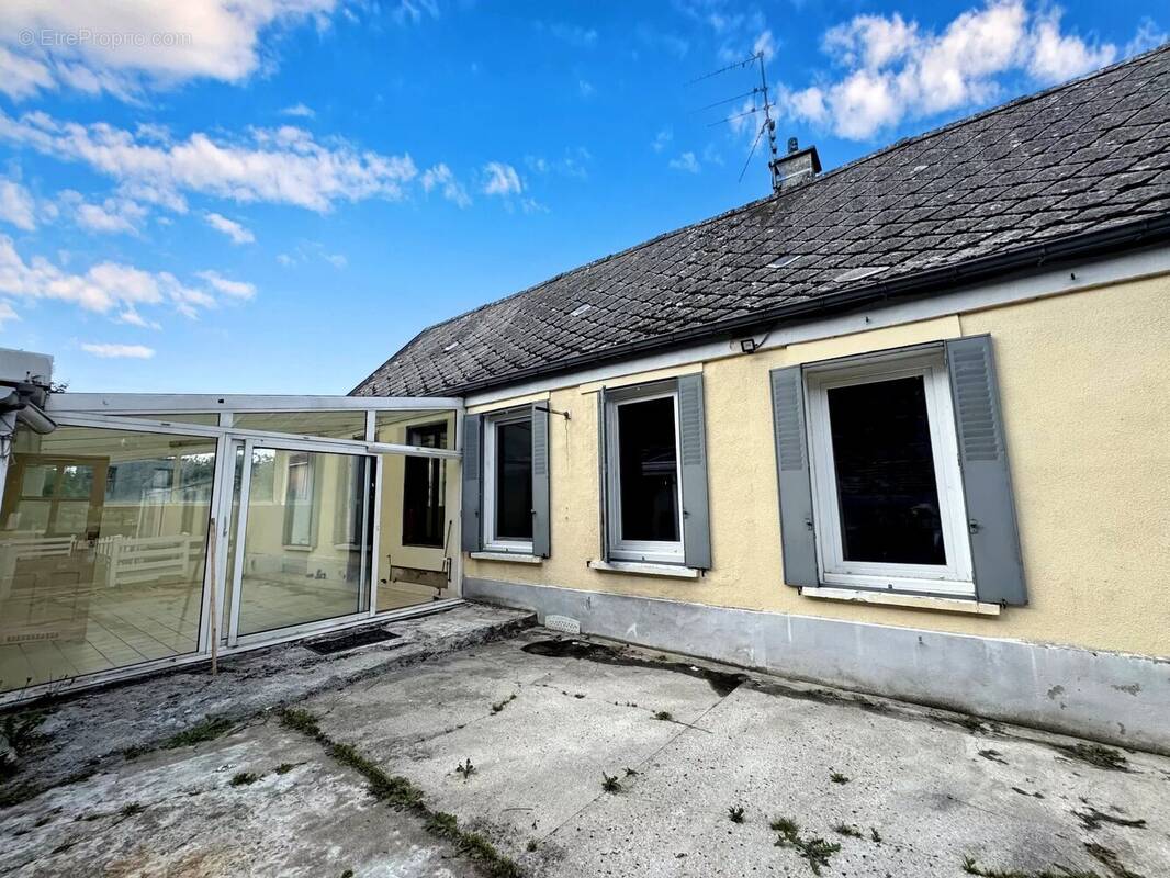 Maison à WALINCOURT-SELVIGNY