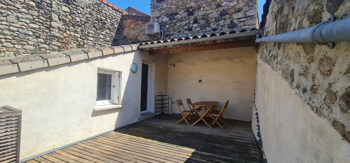 Maison de ville thermale - 95m2 plus terrasse toit 25m2 - plus garage et cave plain-pied - parfaite location - photo 2
