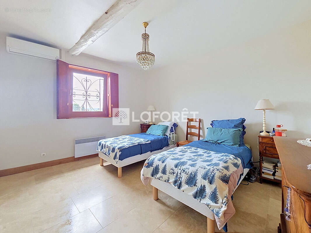 Demeure béarnaise avec piscine entre Salies de Béarn et Orthez 8 pièces 290m² - photo 11
