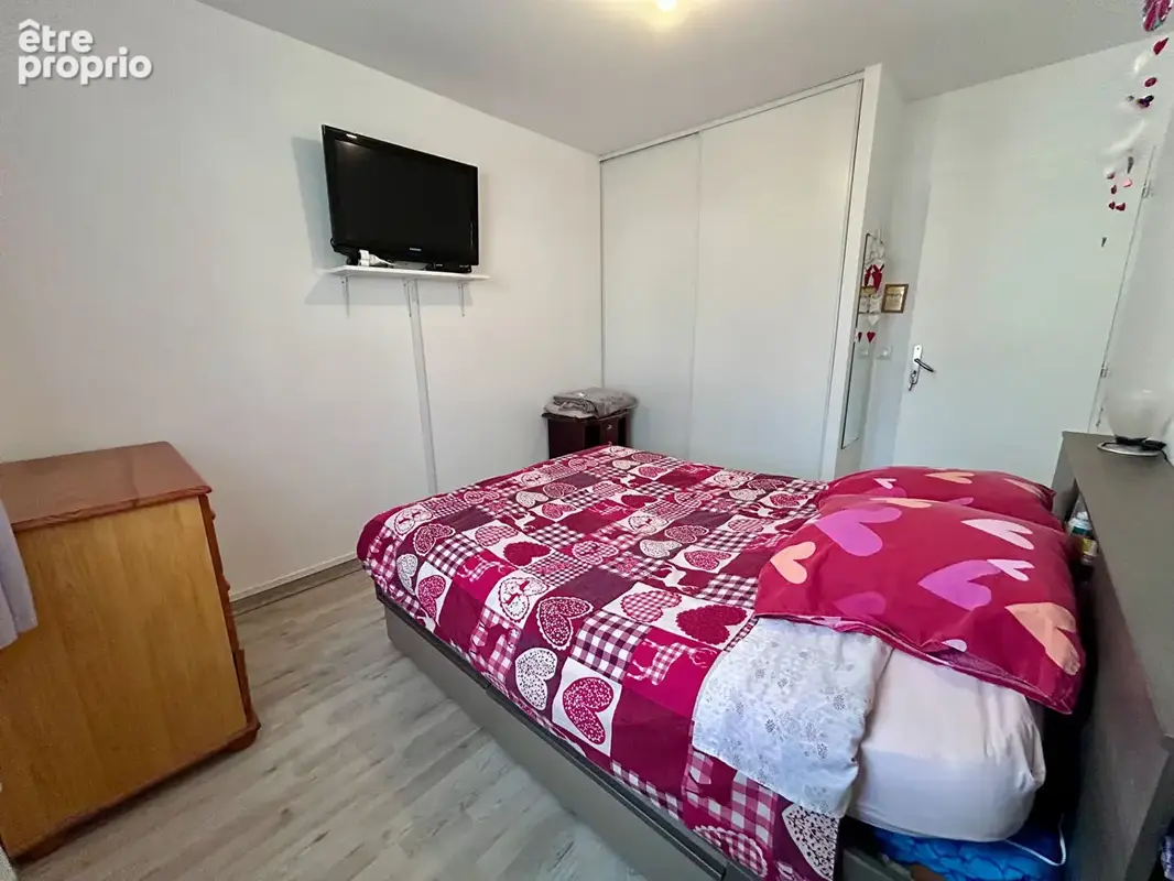 En EXCLUSIVITE !! Appartement 5 chambres, 27m2 de terrasse et 80m2 de cour interieur! - photo 14