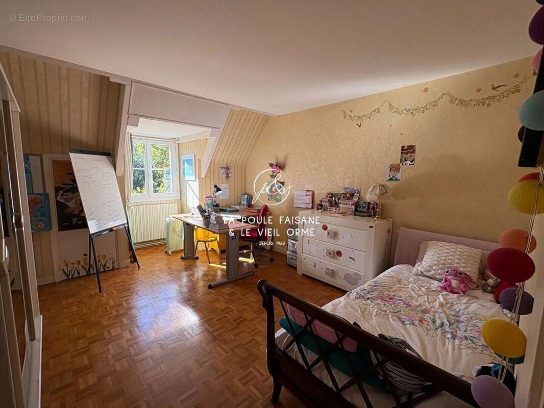 Maison à MONTFORT-L'AMAURY