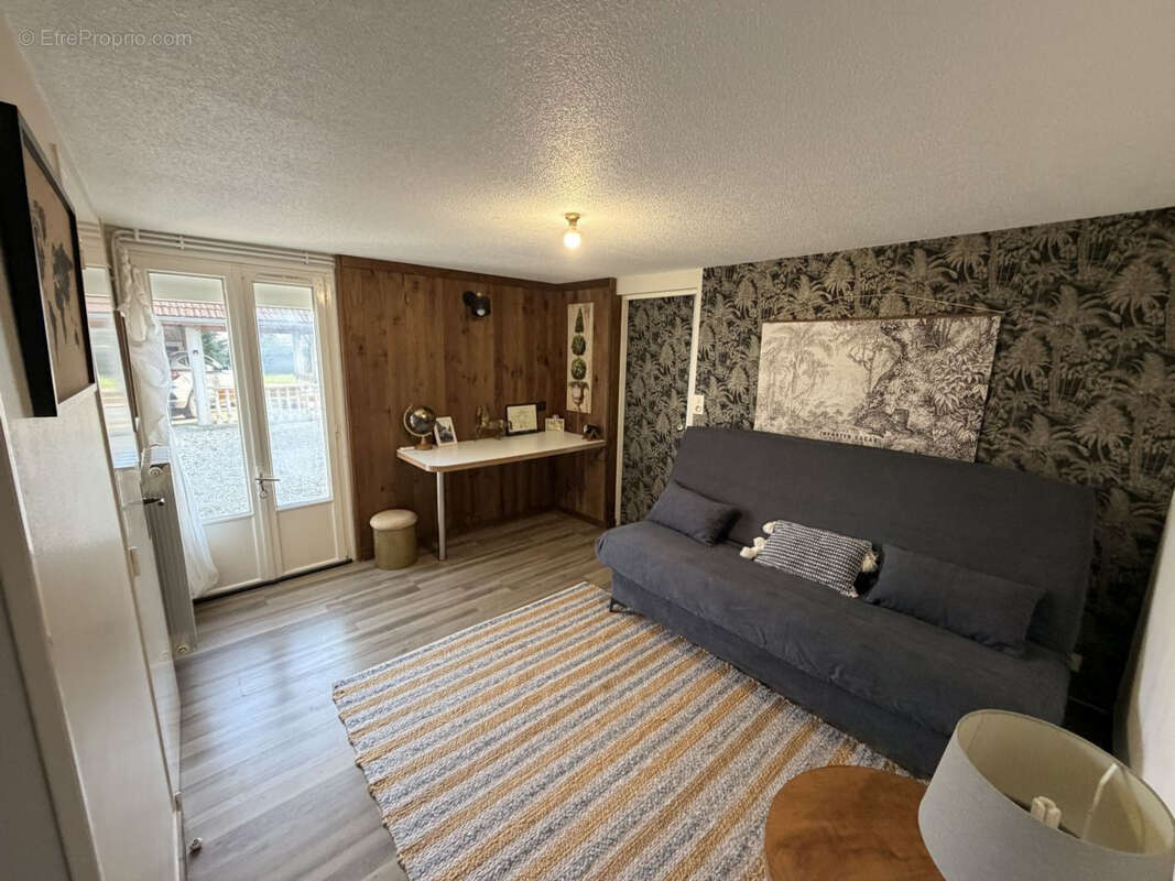 Maison à SAINT-PRIEST-BRAMEFANT