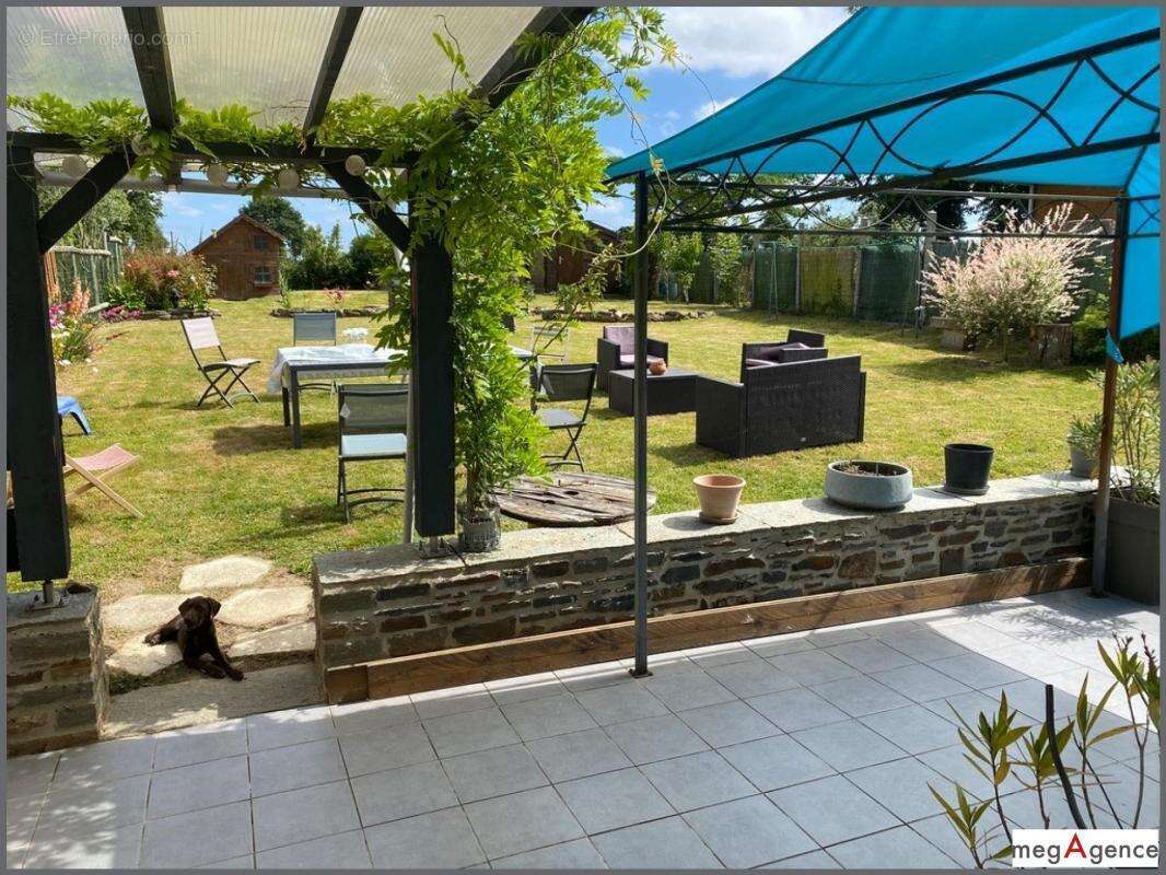 Maison à DOL-DE-BRETAGNE