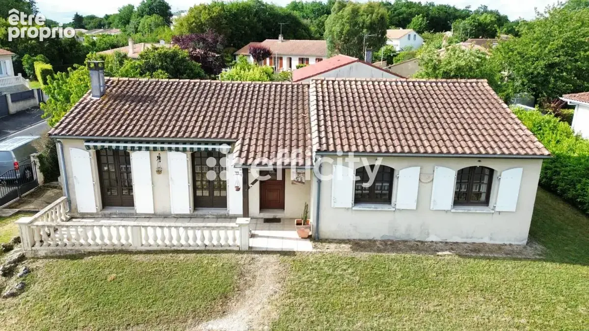 Maison 97 m² à Saint-Yrieix-Sur-Charente  - photo 2
