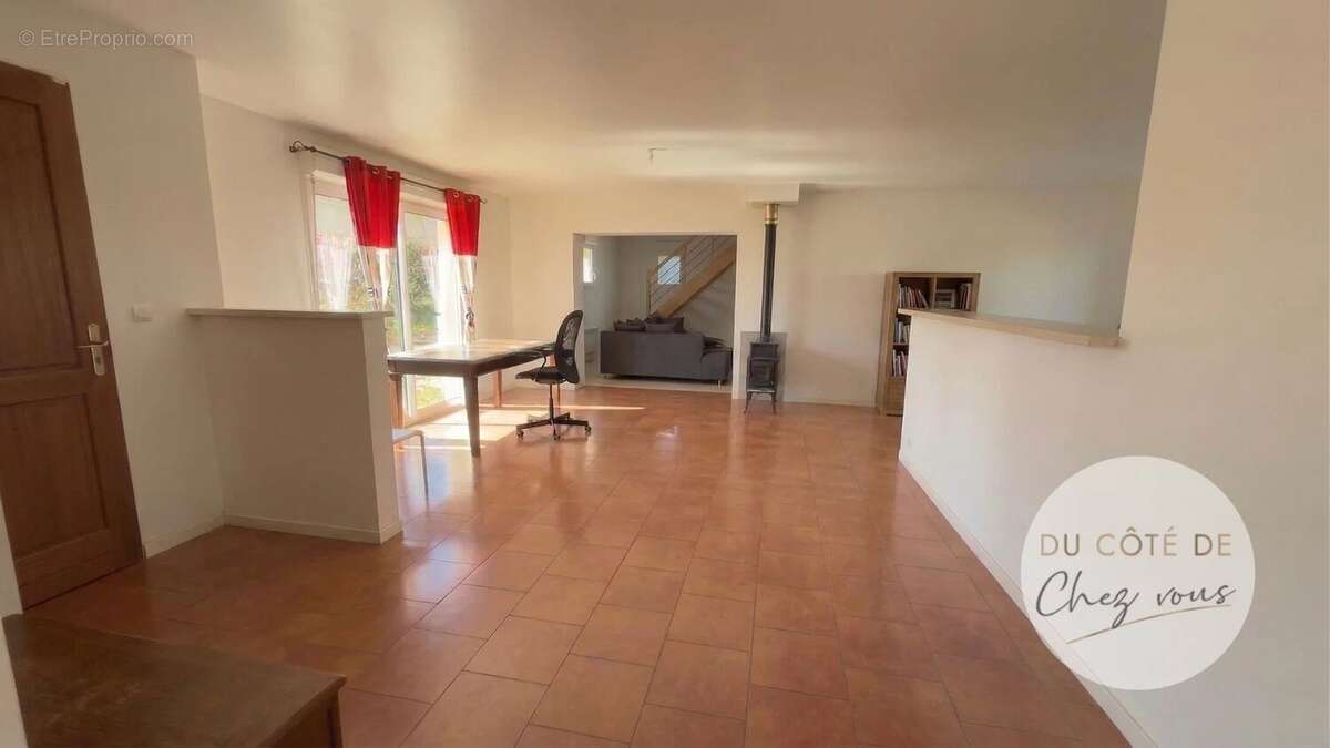 Maison à MARAYE-EN-OTHE