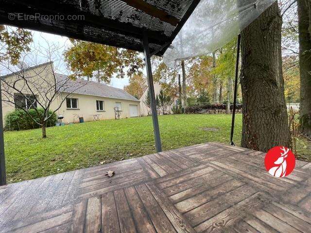 Maison à DAMMARIE-LES-LYS