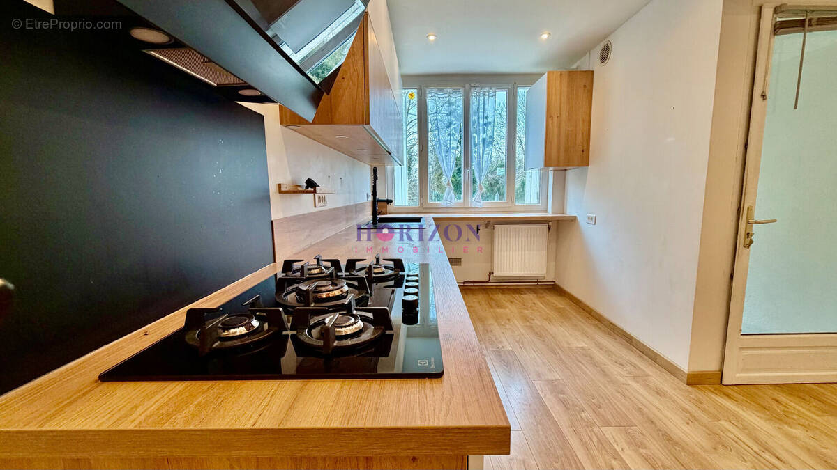 Maison à BELLOY-EN-FRANCE