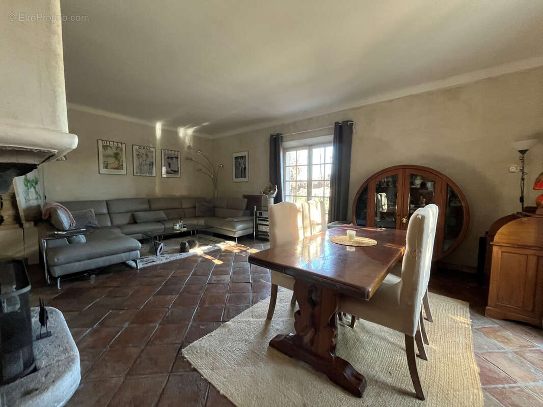 Maison à PEGOMAS