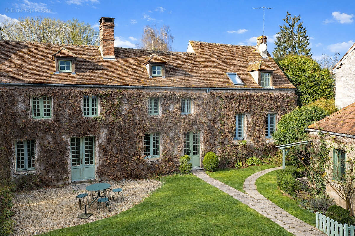 Maison à SENLIS