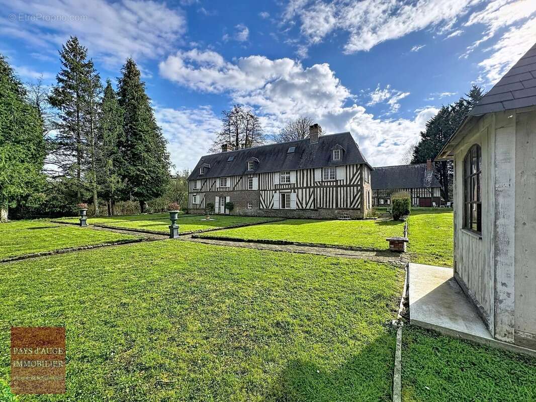 Pays d’auge – calvados – region livarot- propriete normande - photo 3