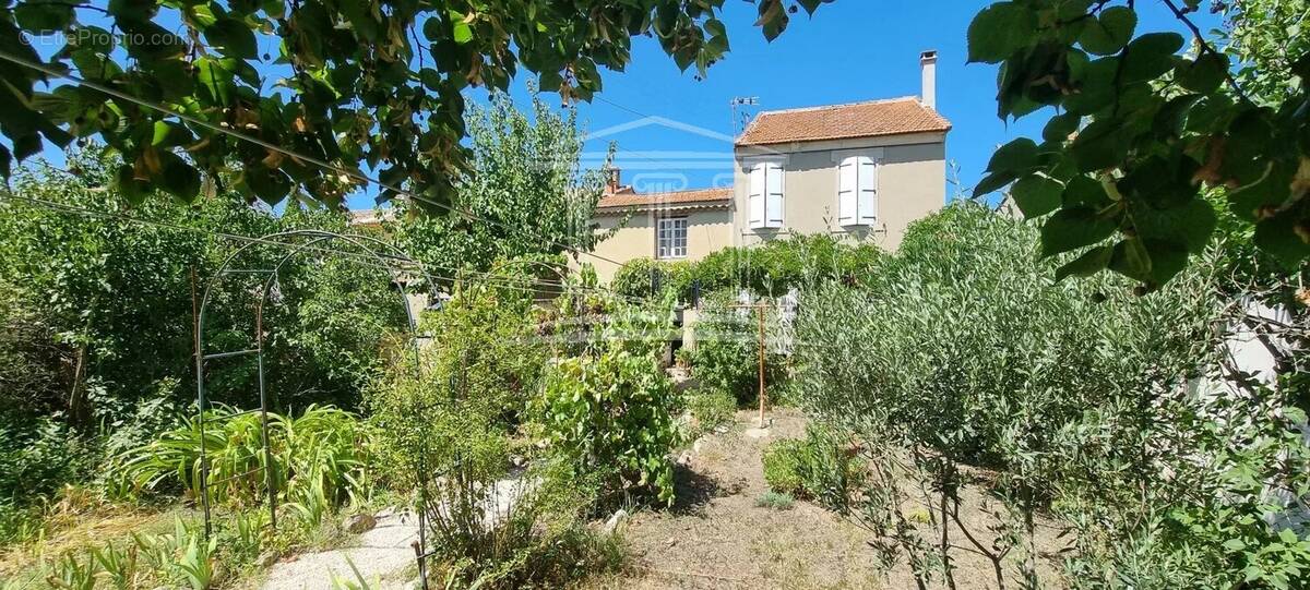 Maison à SORGUES