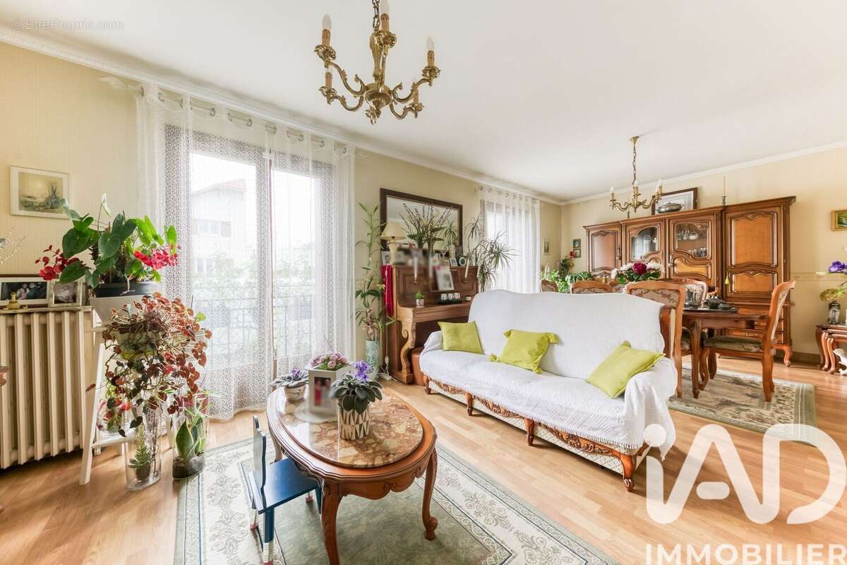 Photo 3 - Maison à CHOISY-LE-ROI