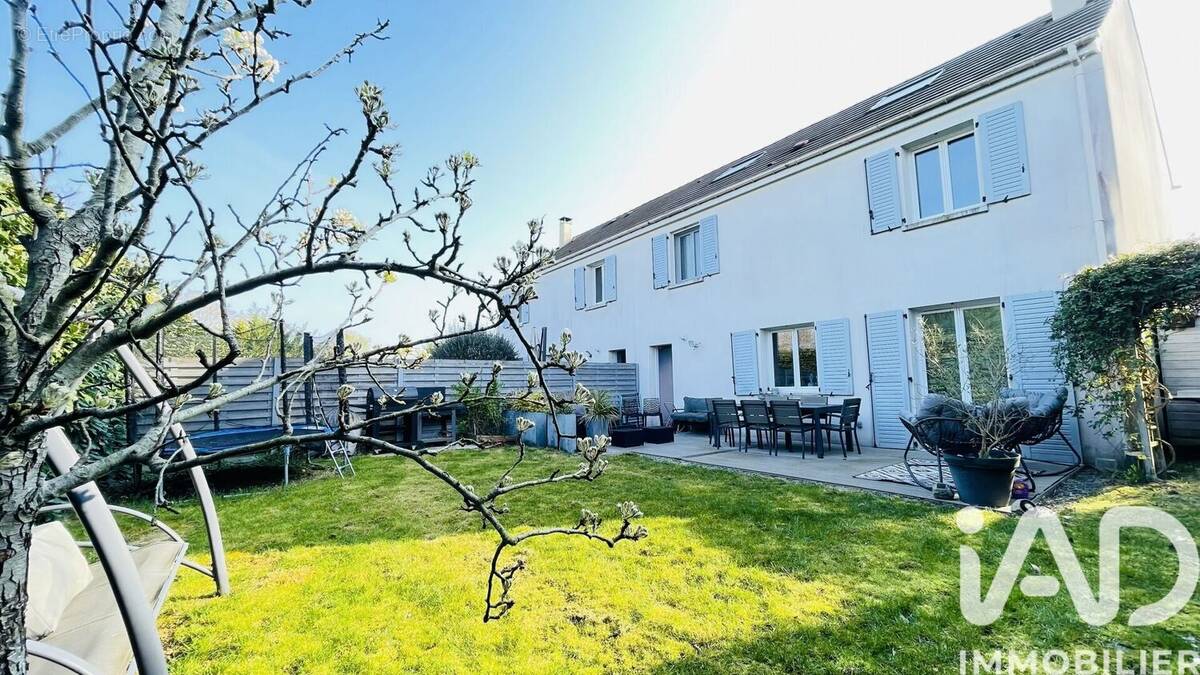 Photo 1 - Maison à BOISSY-SOUS-SAINT-YON