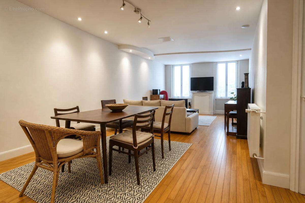 Appartement 75m² avec terrasse  loué jusqu'en 2028 - photo 3