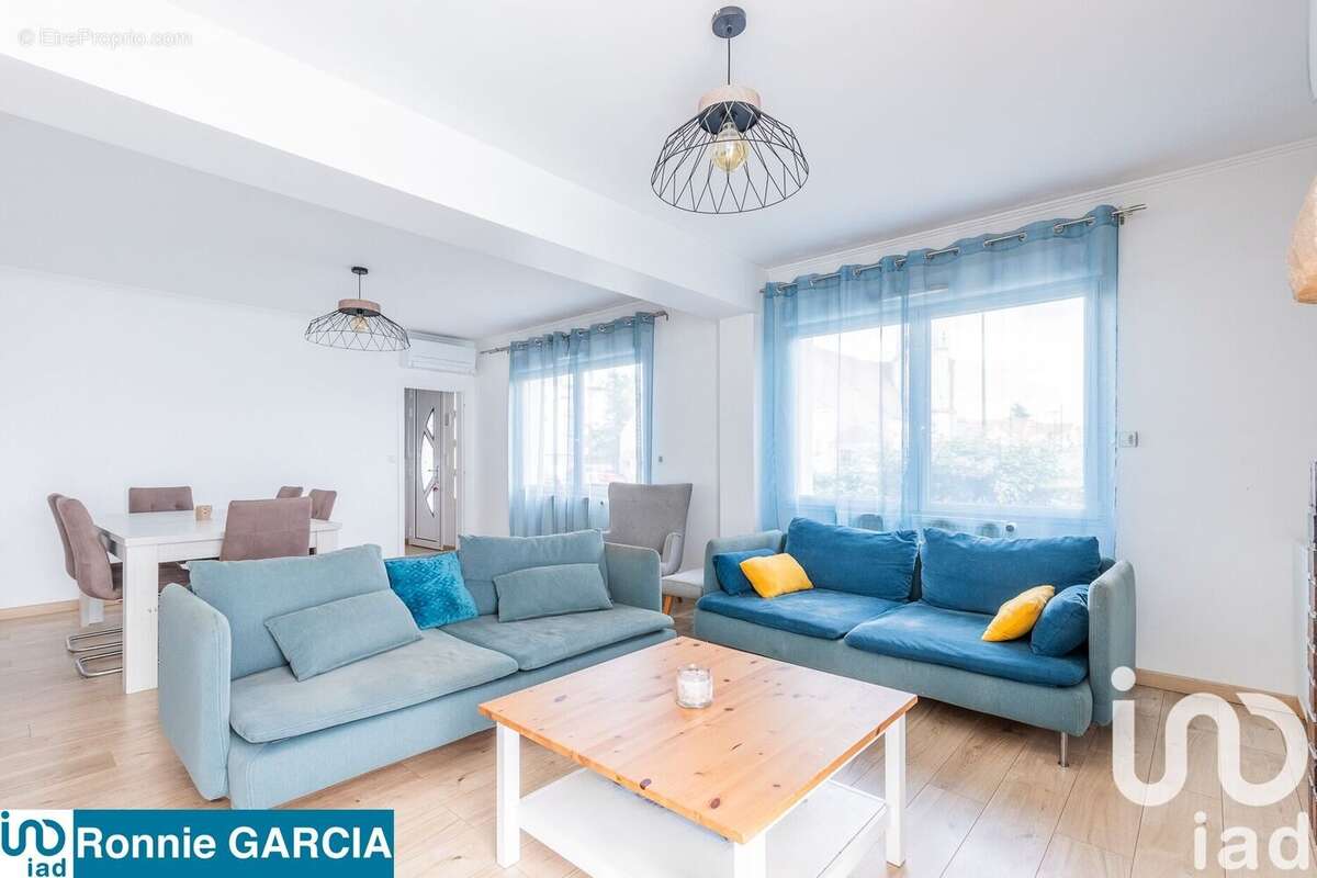 Photo 2 - Maison à MORANGIS