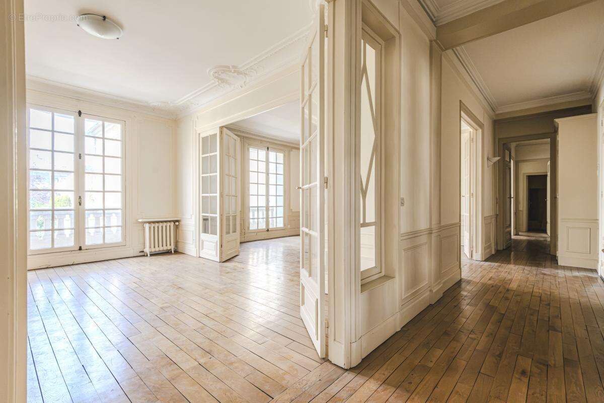 Appartement - 197 m² - Reims (51) - photo 3