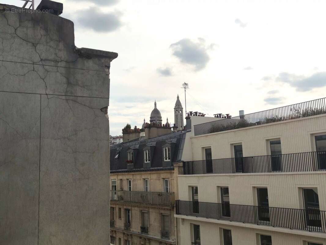 Appartement à PARIS-18E