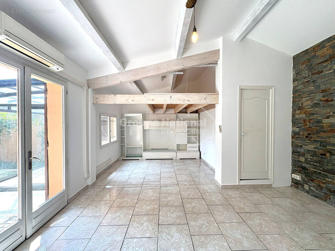 Maison à ENSUES-LA-REDONNE