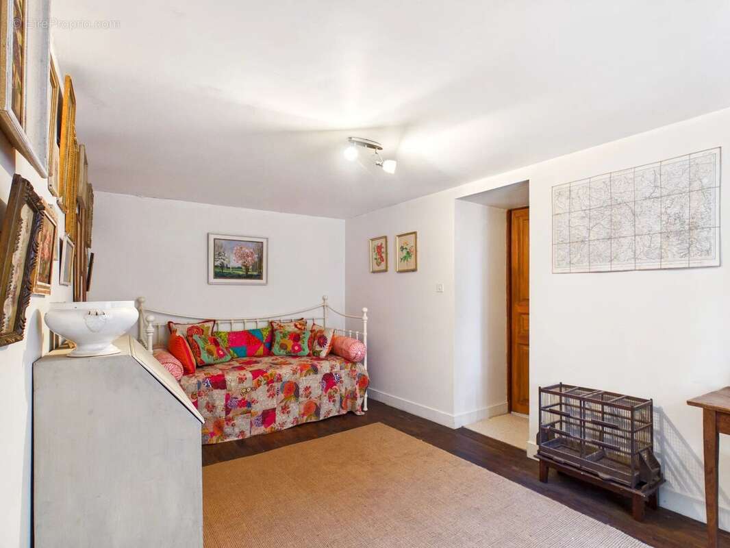 Maison à BOUTEILLES-SAINT-SEBASTIEN