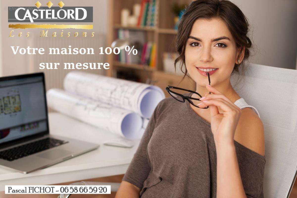 Terrain à DAMMARIE-LES-LYS