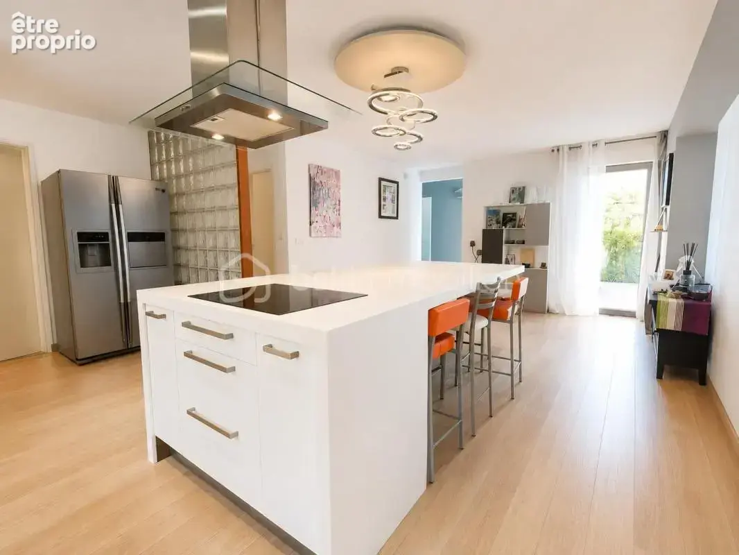 Villa T6 de 205 m² avec piscine - photo 4