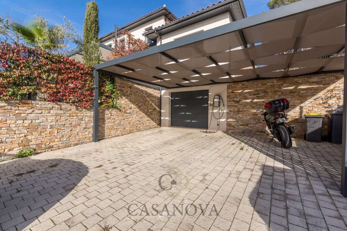 Maison à MONTFERRIER-SUR-LEZ