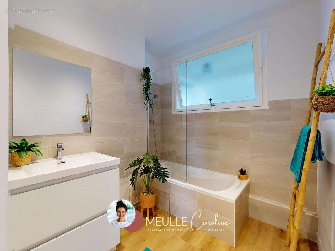 Appartement à CHAMPAGNE-AU-MONT-D'OR