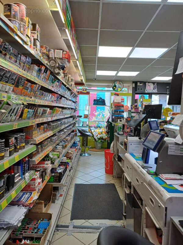 Commerce à SAINT-ANDRE-DE-CUBZAC