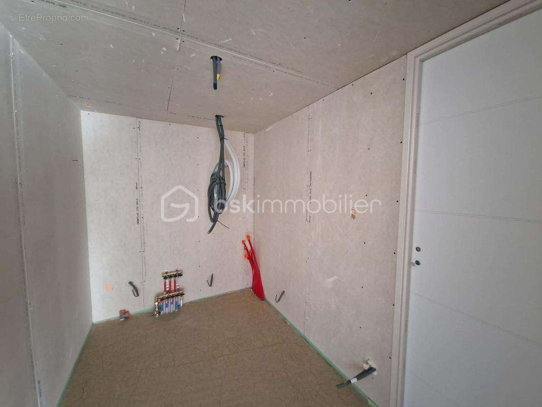 Maison à LA TOUR-DU-PIN