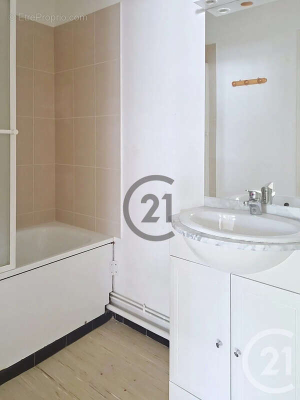 Appartement à MIGENNES