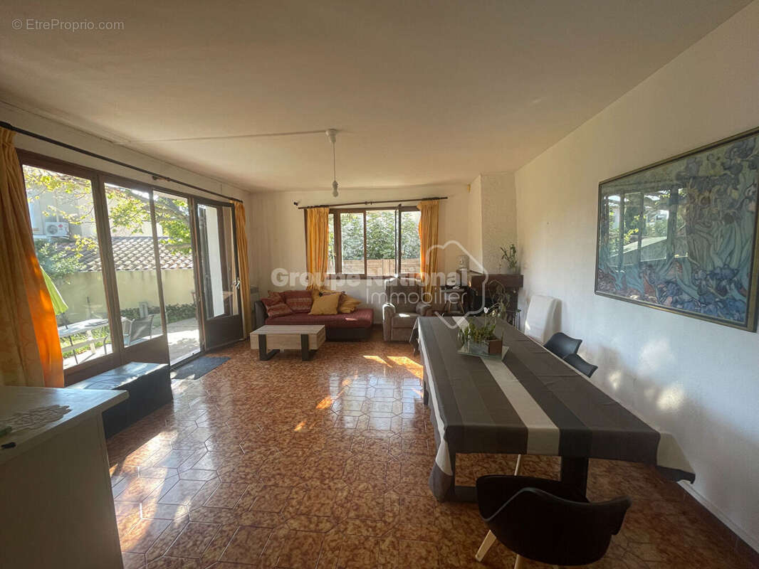 Maison à SAUSSET-LES-PINS